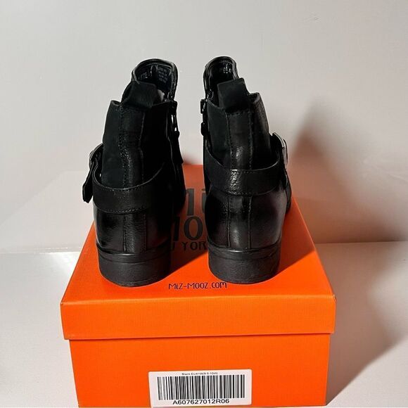 Miz Mooz Suzy Wide Width Leather Ankle Boots - Picture 6 of 8